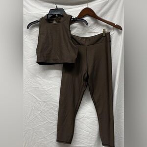 ALO Yoga Brown Leggings and Top Set